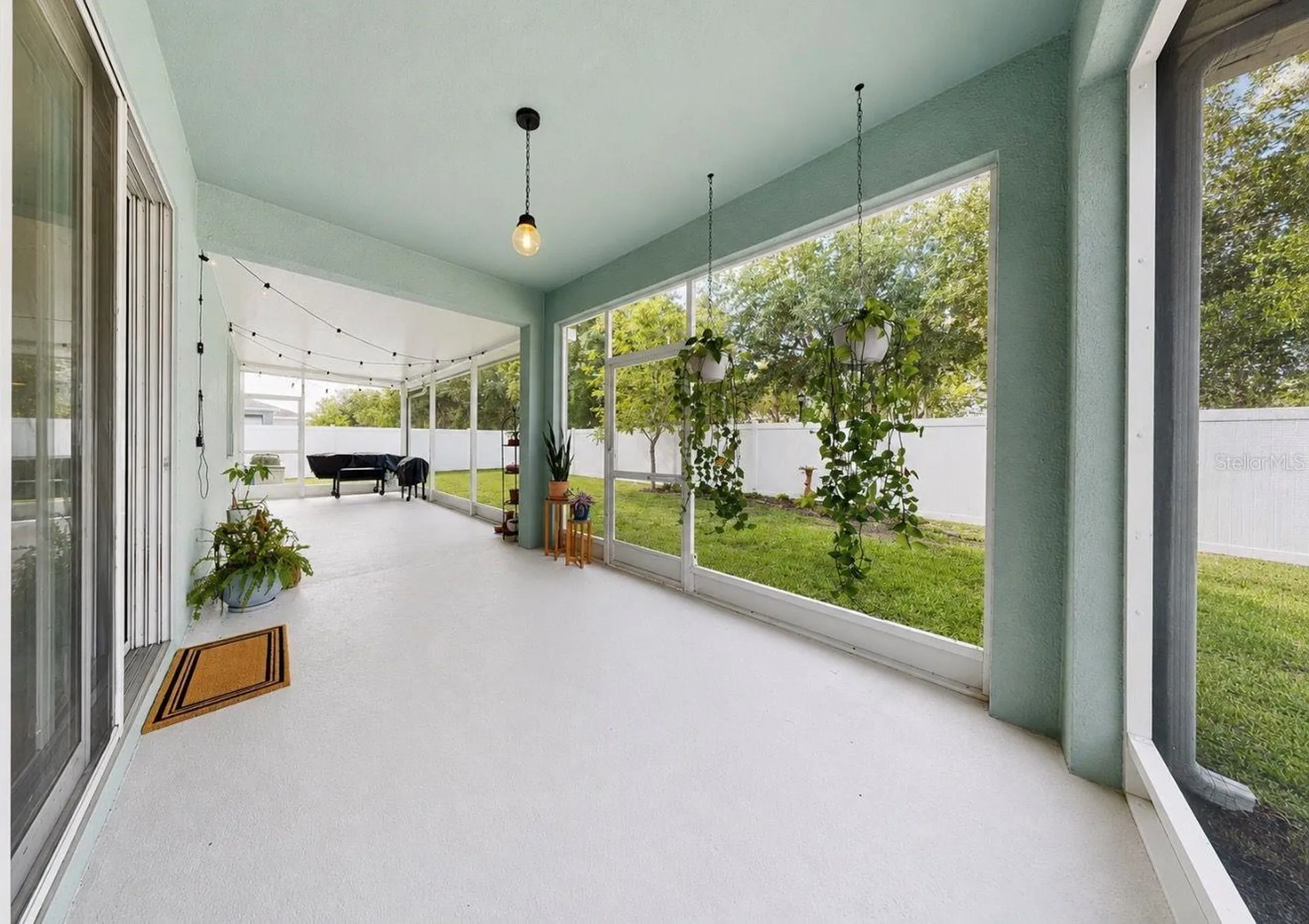 12426 Fairlawn Drive Riverview FL 33579