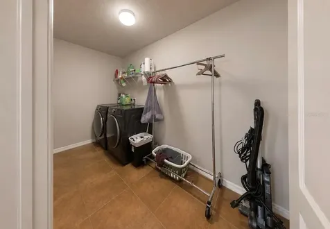 12426 Fairlawn Drive Riverview FL 33579