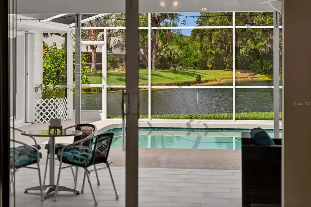 5836 Helen Way Sarasota FL 34243