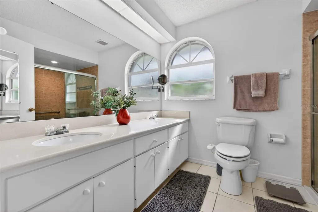 5836 Helen Way Sarasota FL 34243