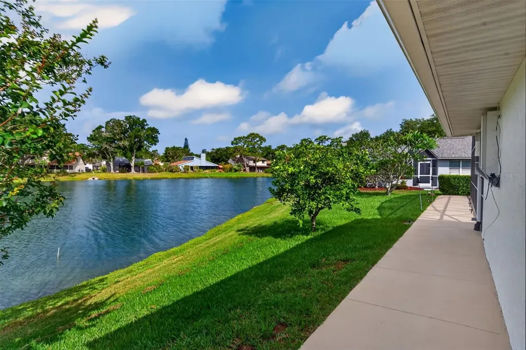 5836 Helen Way Sarasota FL 34243