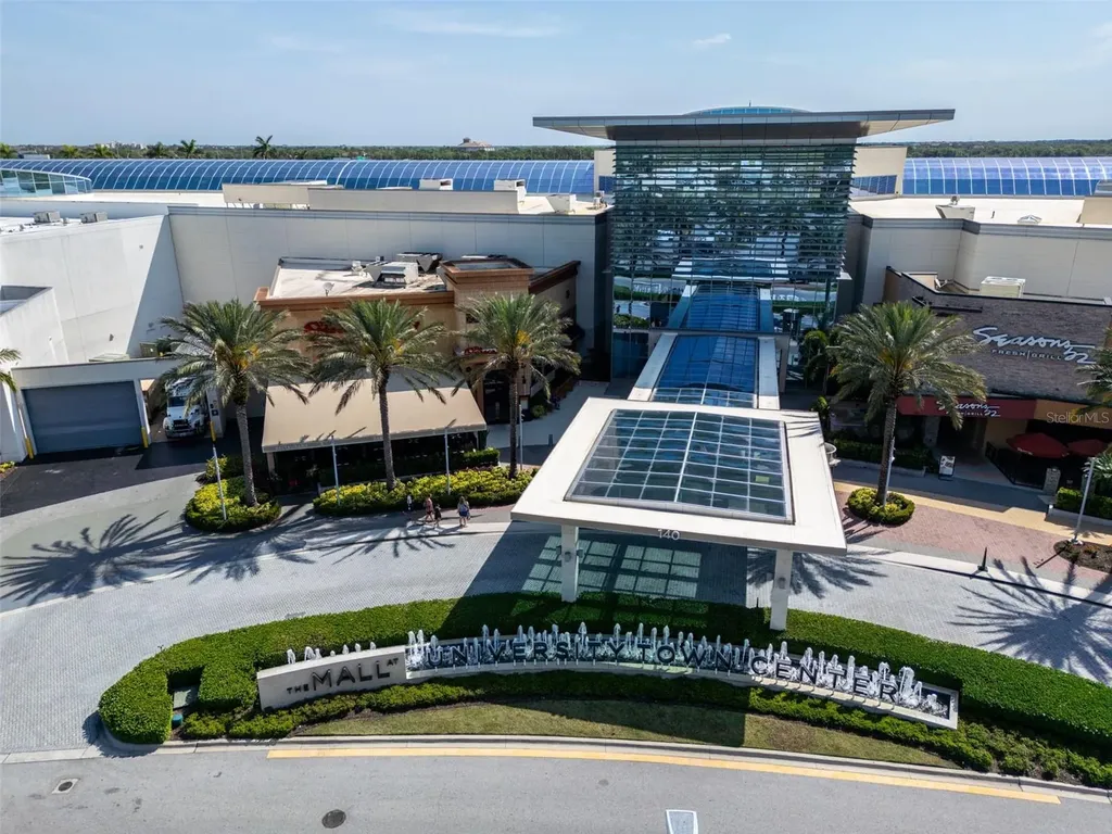 5836 Helen Way Sarasota FL 34243