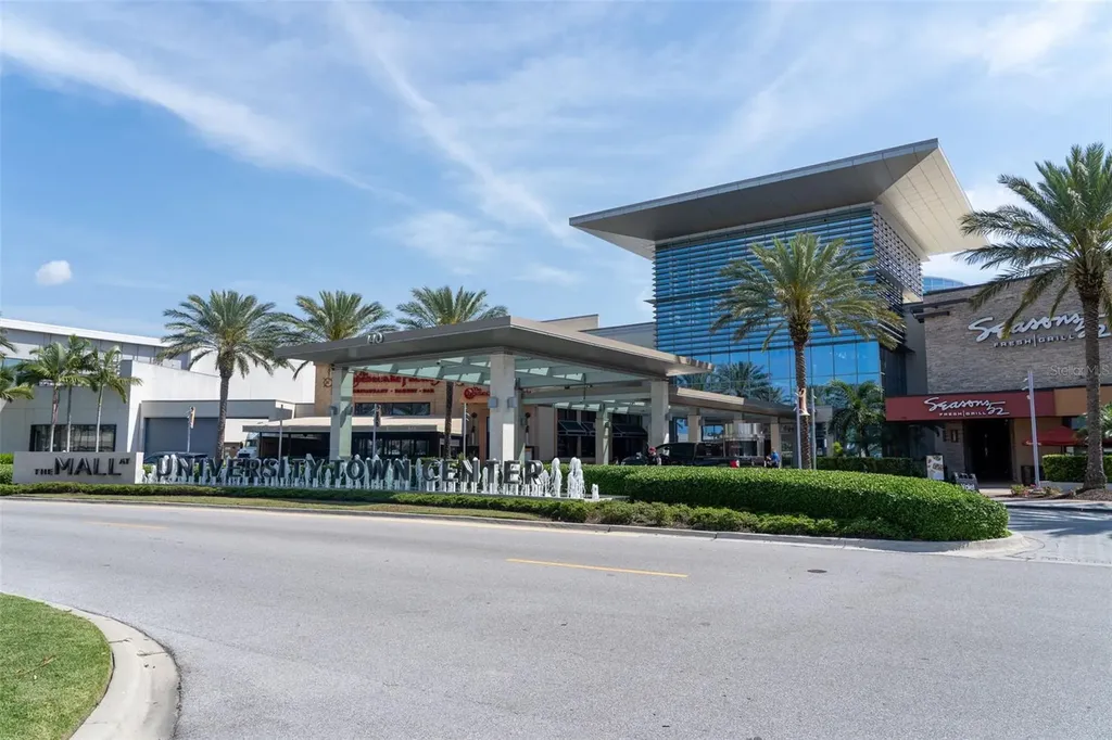 5836 Helen Way Sarasota FL 34243