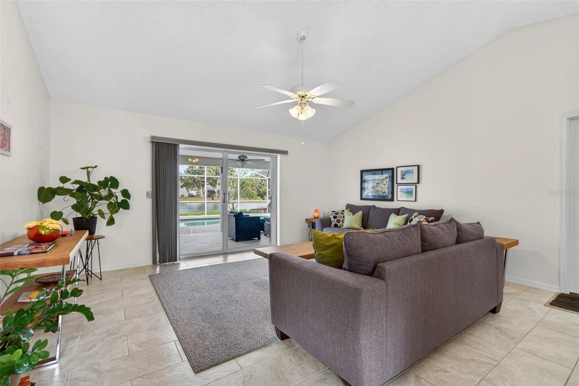 5836 Helen Way Sarasota FL 34243