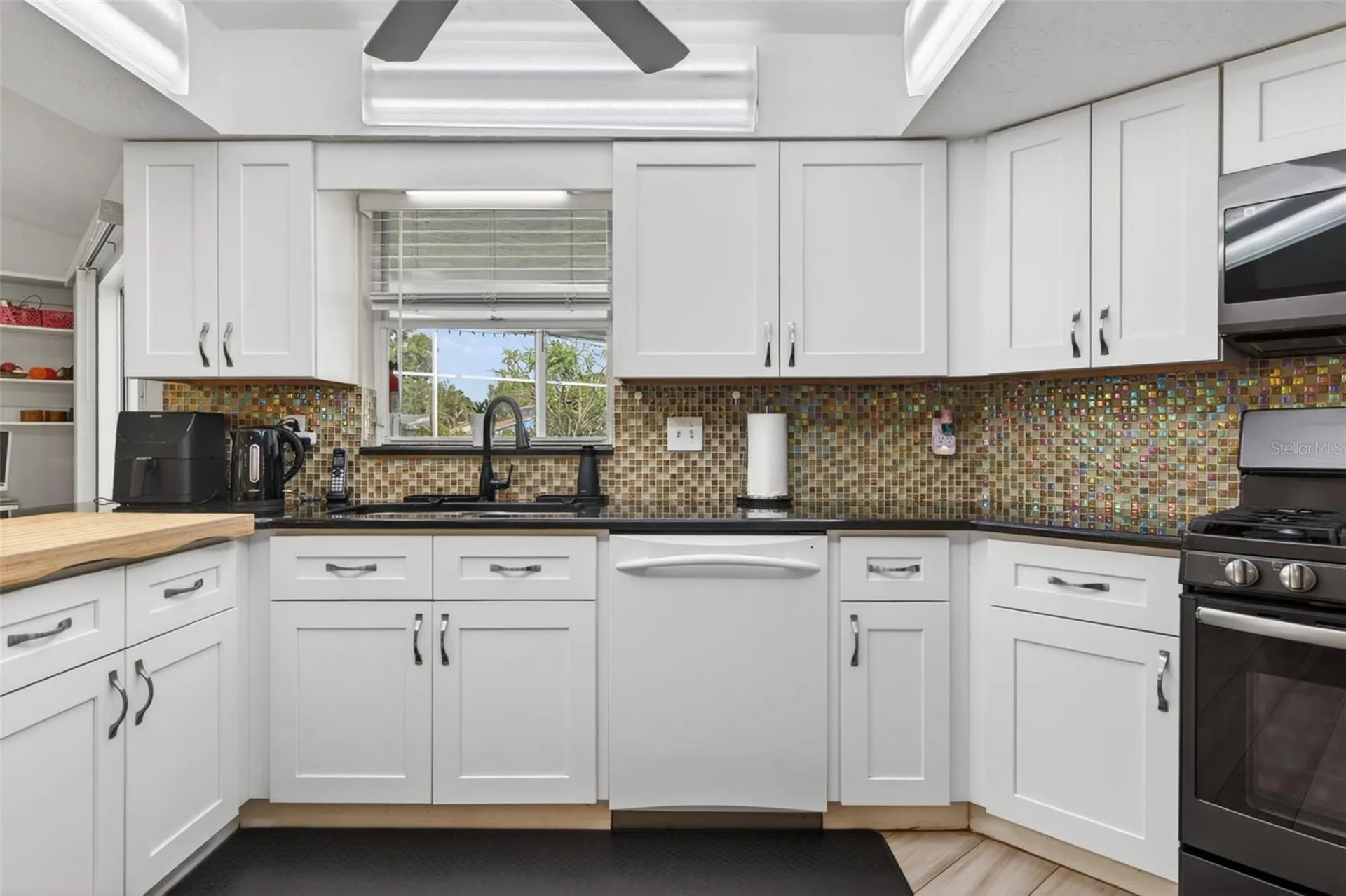 5836 Helen Way Sarasota FL 34243