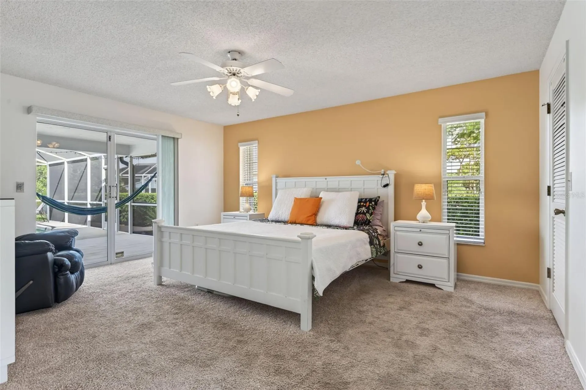 5836 Helen Way Sarasota FL 34243
