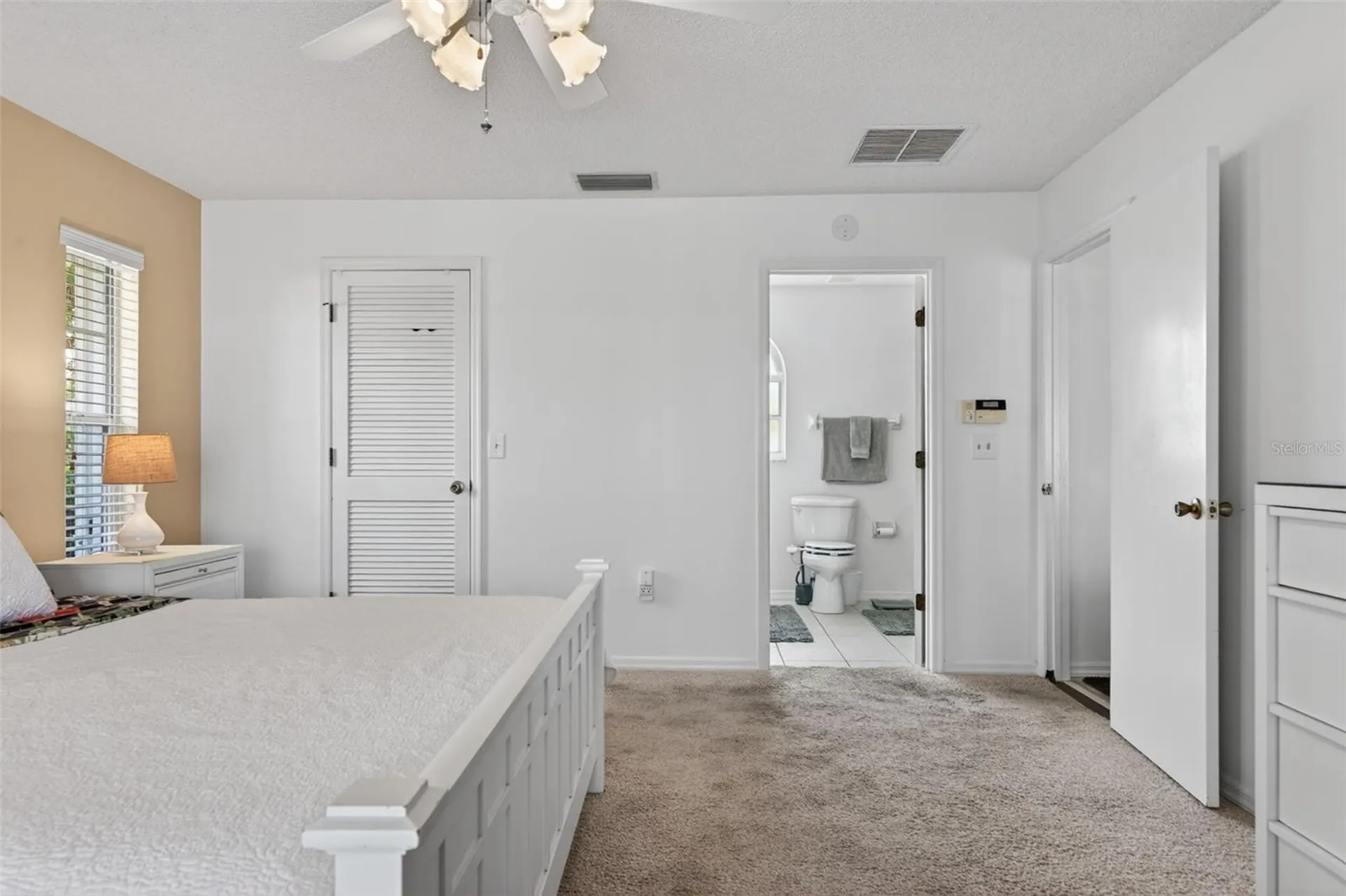 5836 Helen Way Sarasota FL 34243