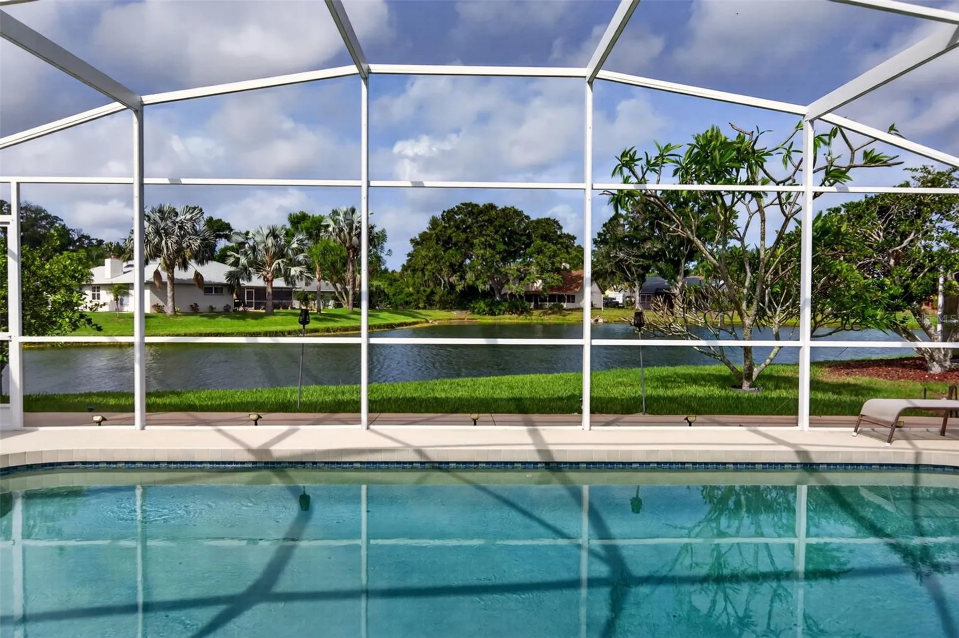 5836 Helen Way Sarasota FL 34243
