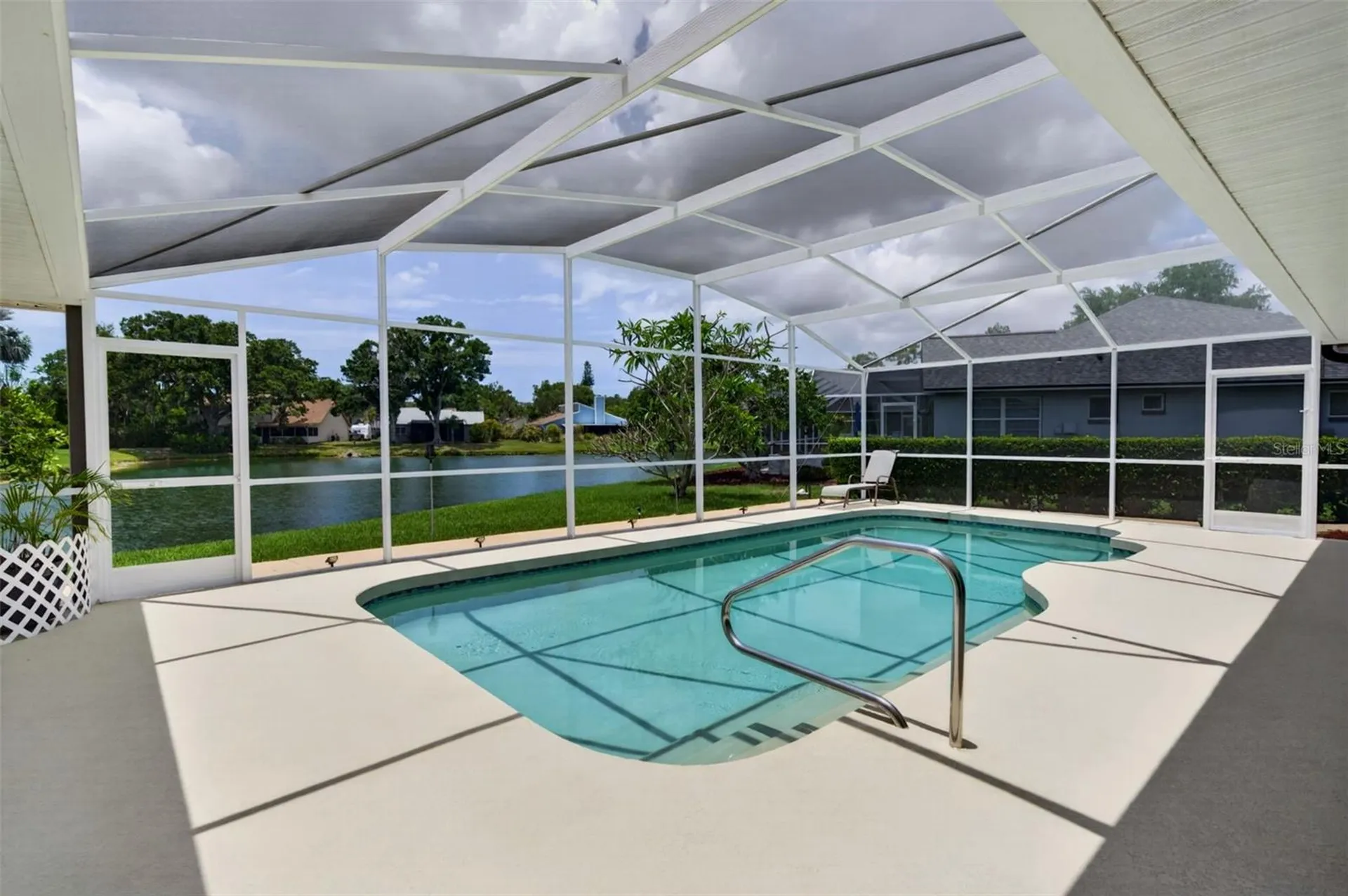 5836 Helen Way Sarasota FL 34243