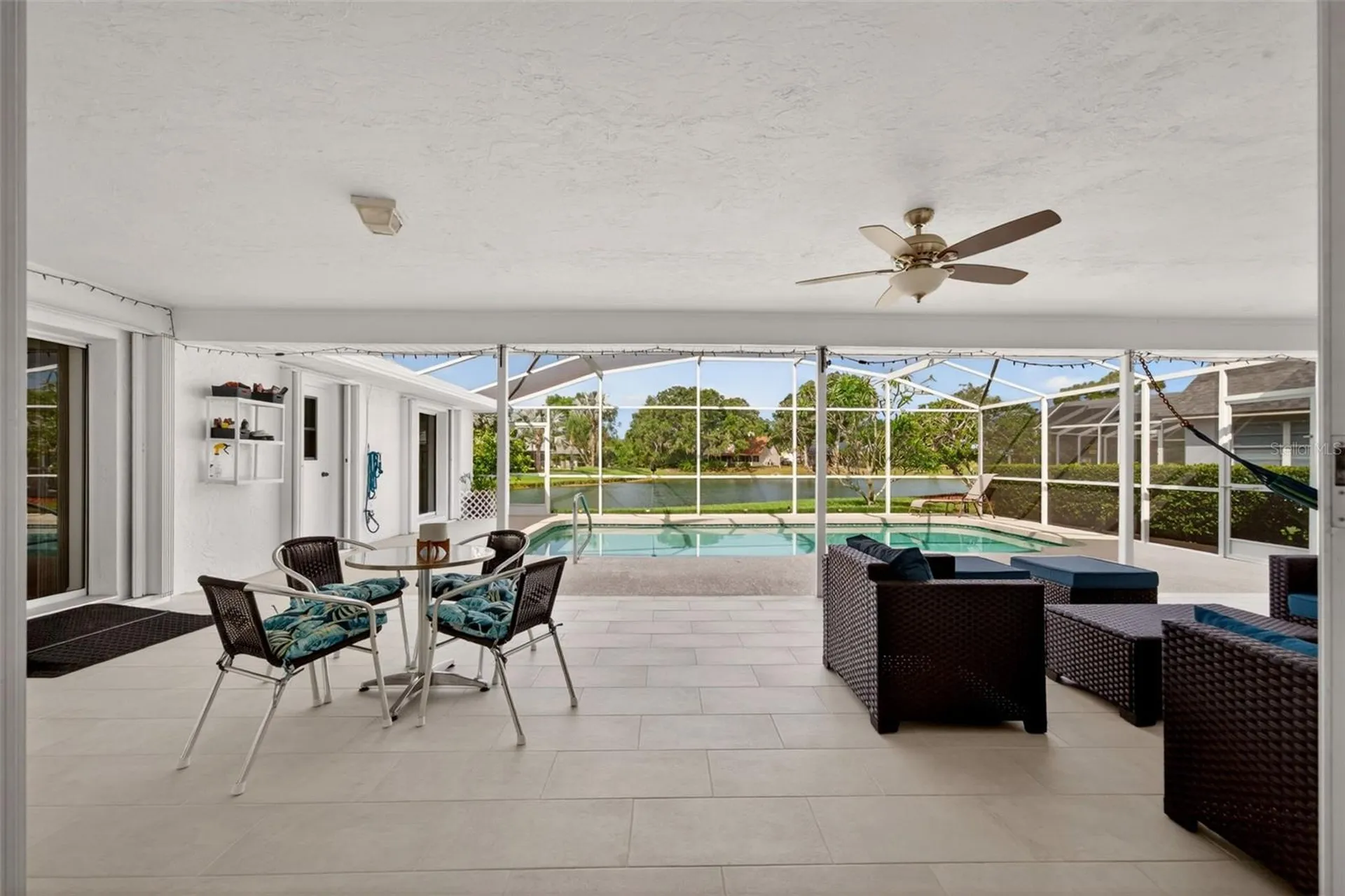5836 Helen Way Sarasota FL 34243