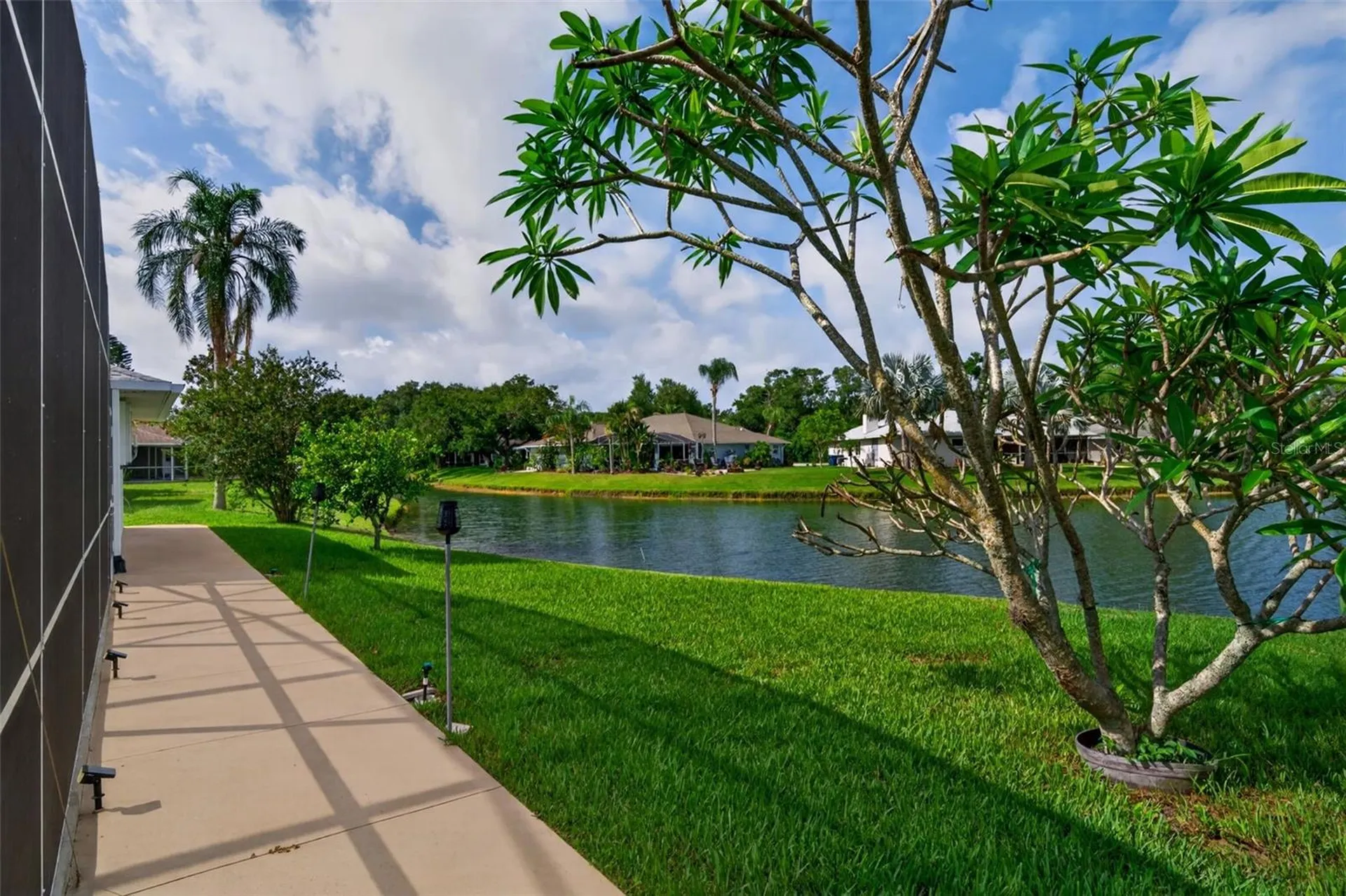5836 Helen Way Sarasota FL 34243