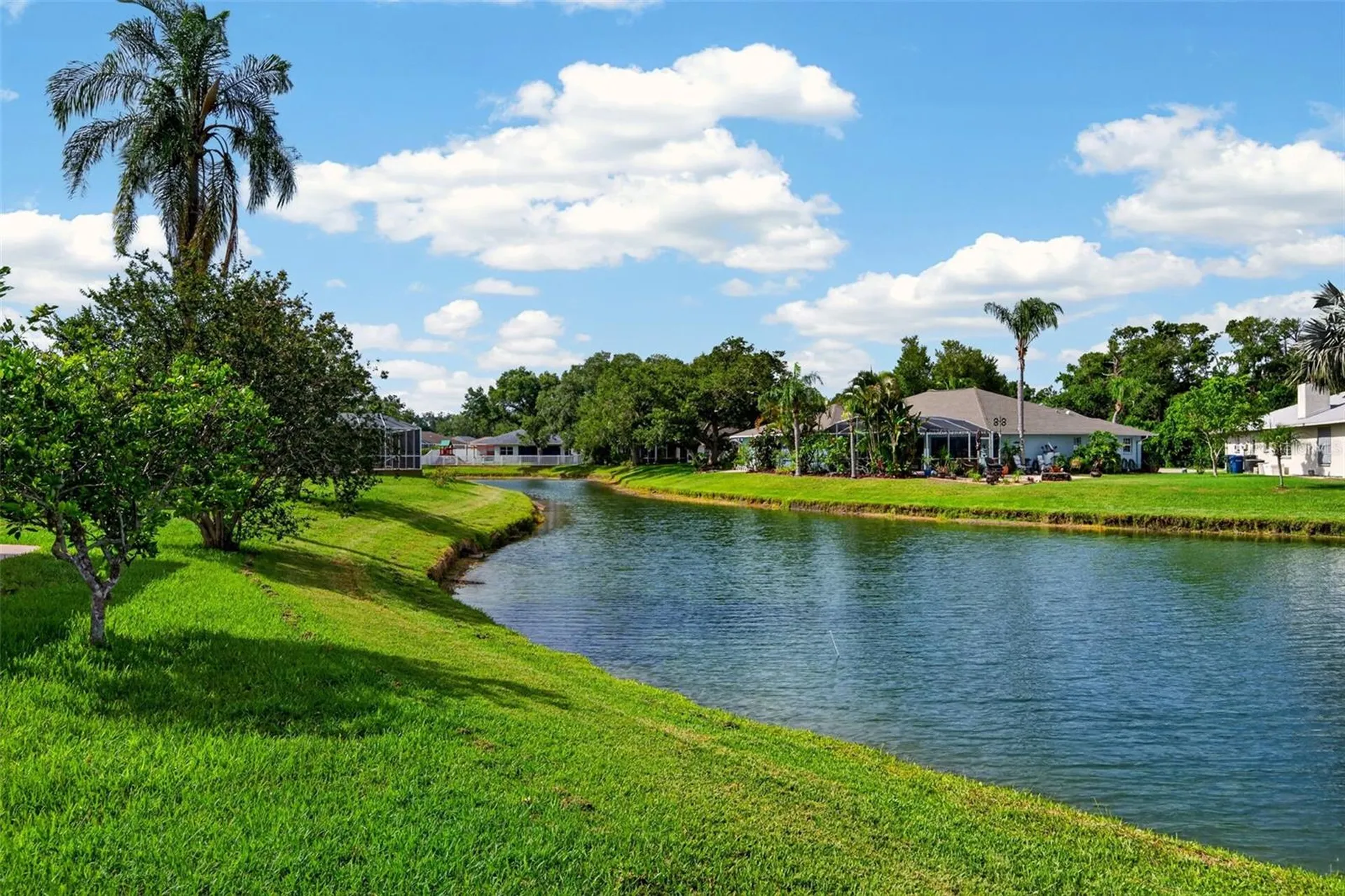 5836 Helen Way Sarasota FL 34243