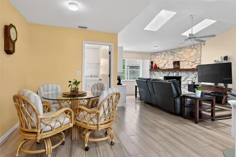 5836 Helen Way Sarasota FL 34243