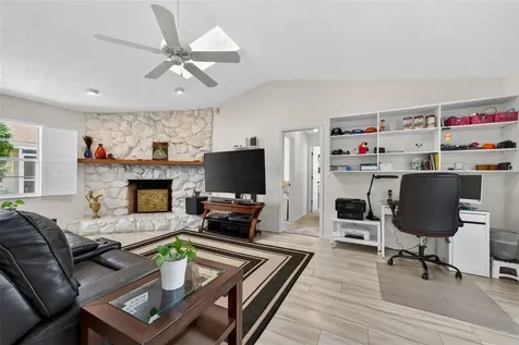 5836 Helen Way Sarasota FL 34243