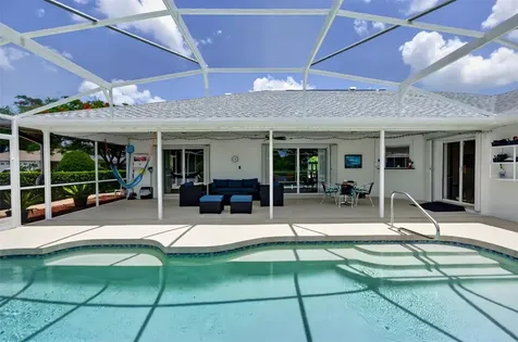 5836 Helen Way Sarasota FL 34243