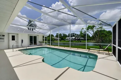 5836 Helen Way Sarasota FL 34243