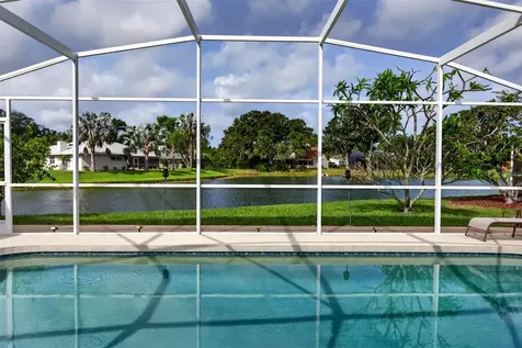 5836 Helen Way Sarasota FL 34243