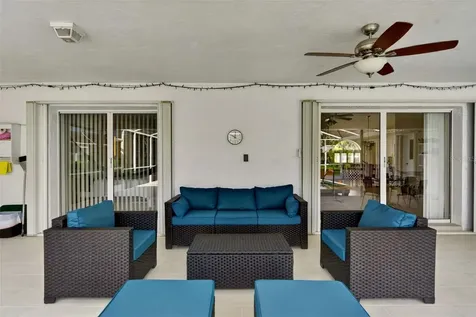 5836 Helen Way Sarasota FL 34243