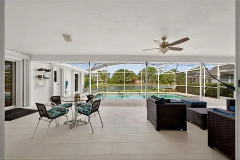 5836 Helen Way Sarasota FL 34243