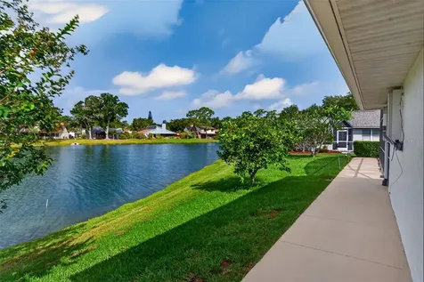 5836 Helen Way Sarasota FL 34243