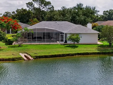 5836 Helen Way Sarasota FL 34243