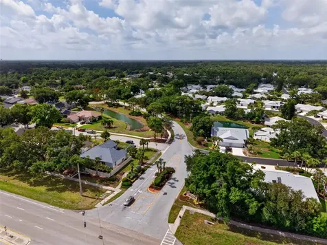 5836 Helen Way Sarasota FL 34243
