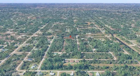 Chimney Swift Road Weeki Wachee FL 34614
