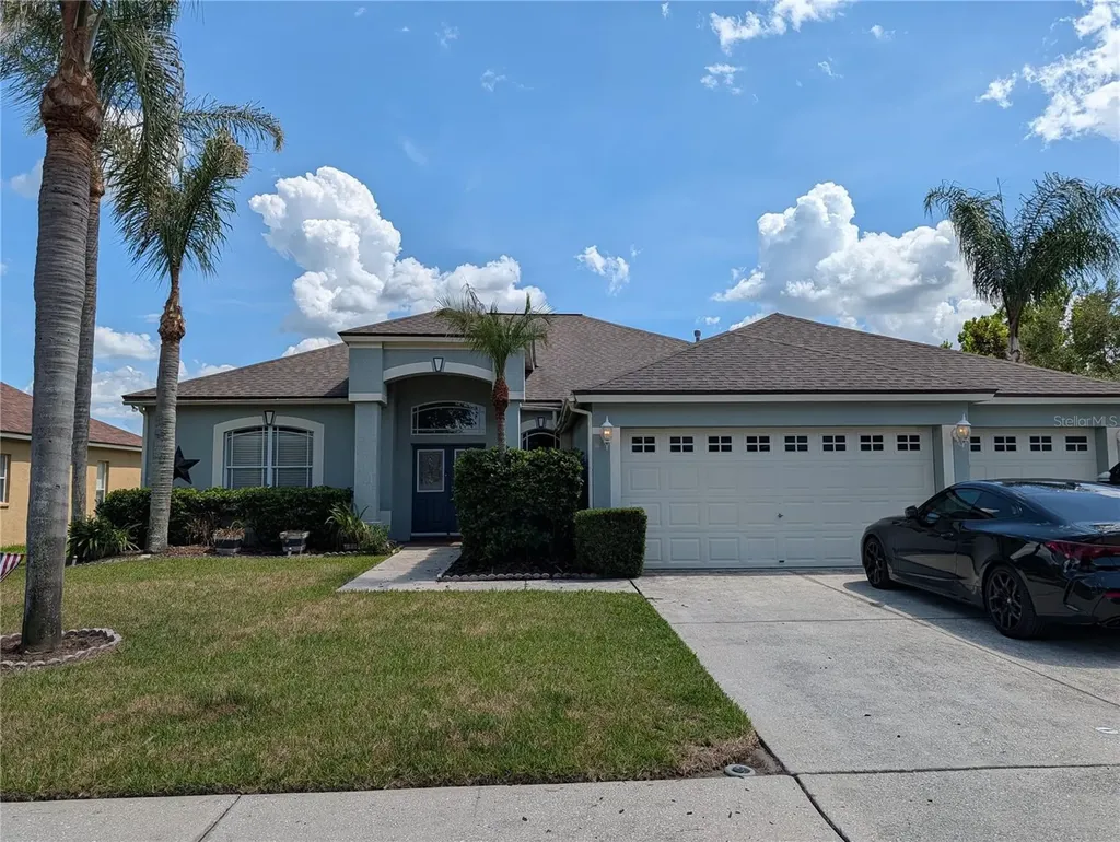 4512 River Overlook Drive Valrico FL 33596