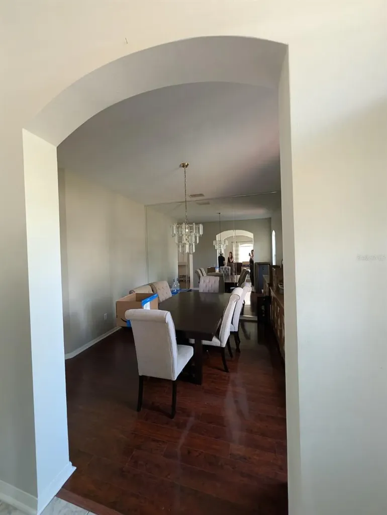 4512 River Overlook Drive Valrico FL 33596