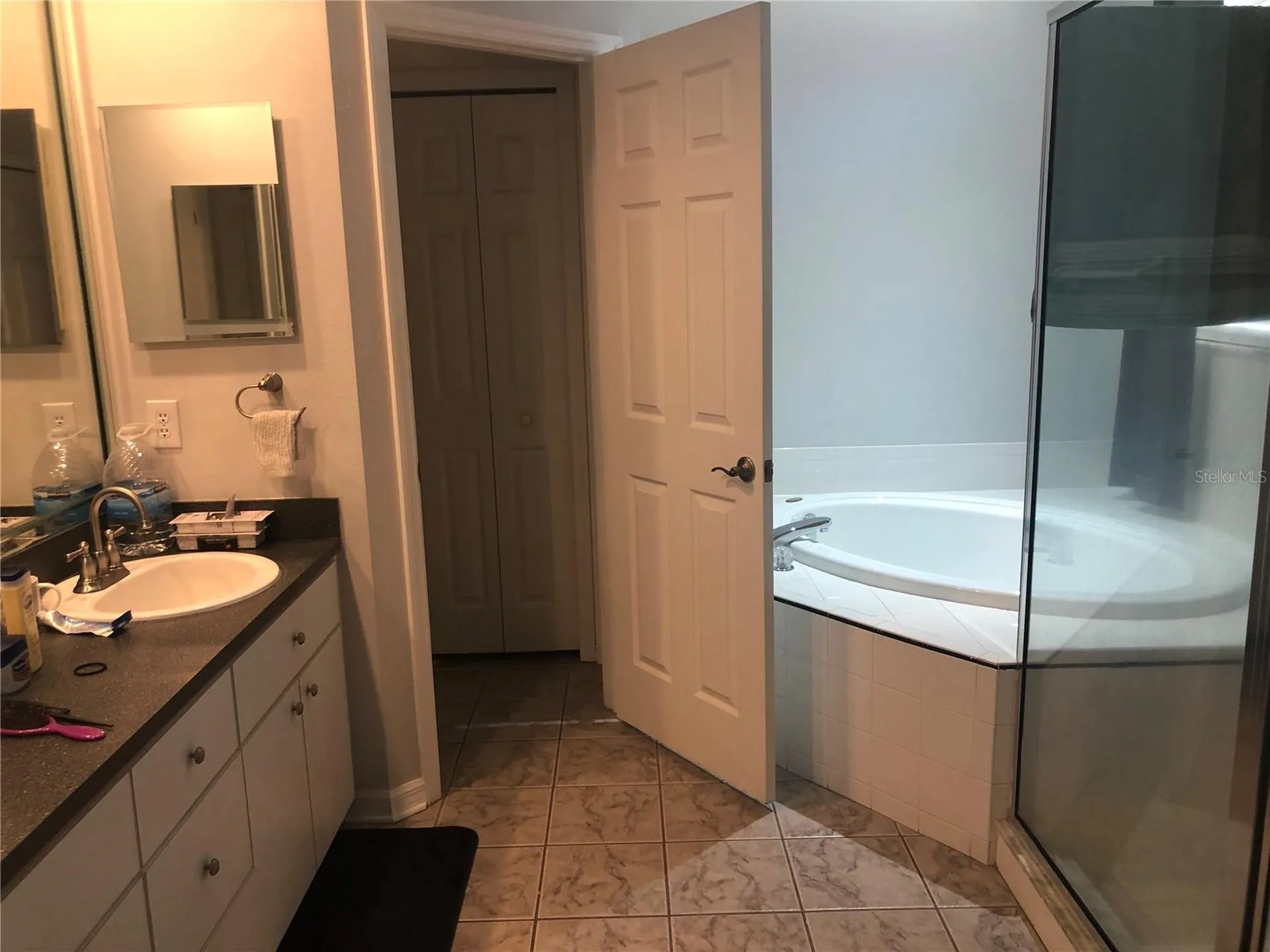 4512 River Overlook Drive Valrico FL 33596