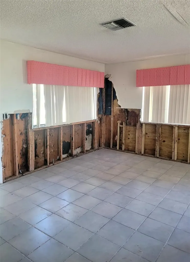 4011 Centavo Court Hernando Beach FL 34607