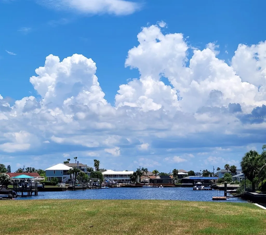 4011 Centavo Court Hernando Beach FL 34607