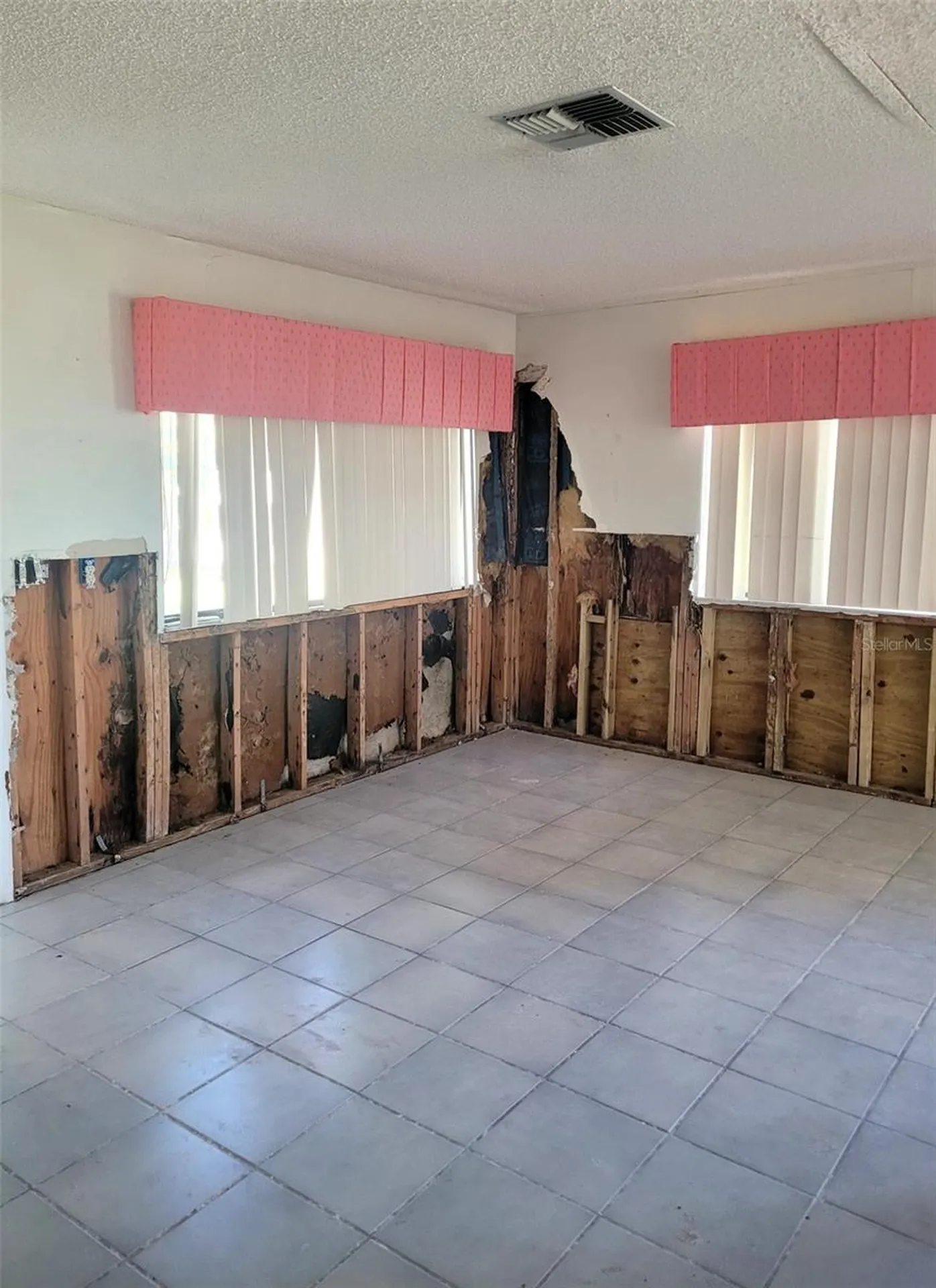 4011 Centavo Court Hernando Beach FL 34607