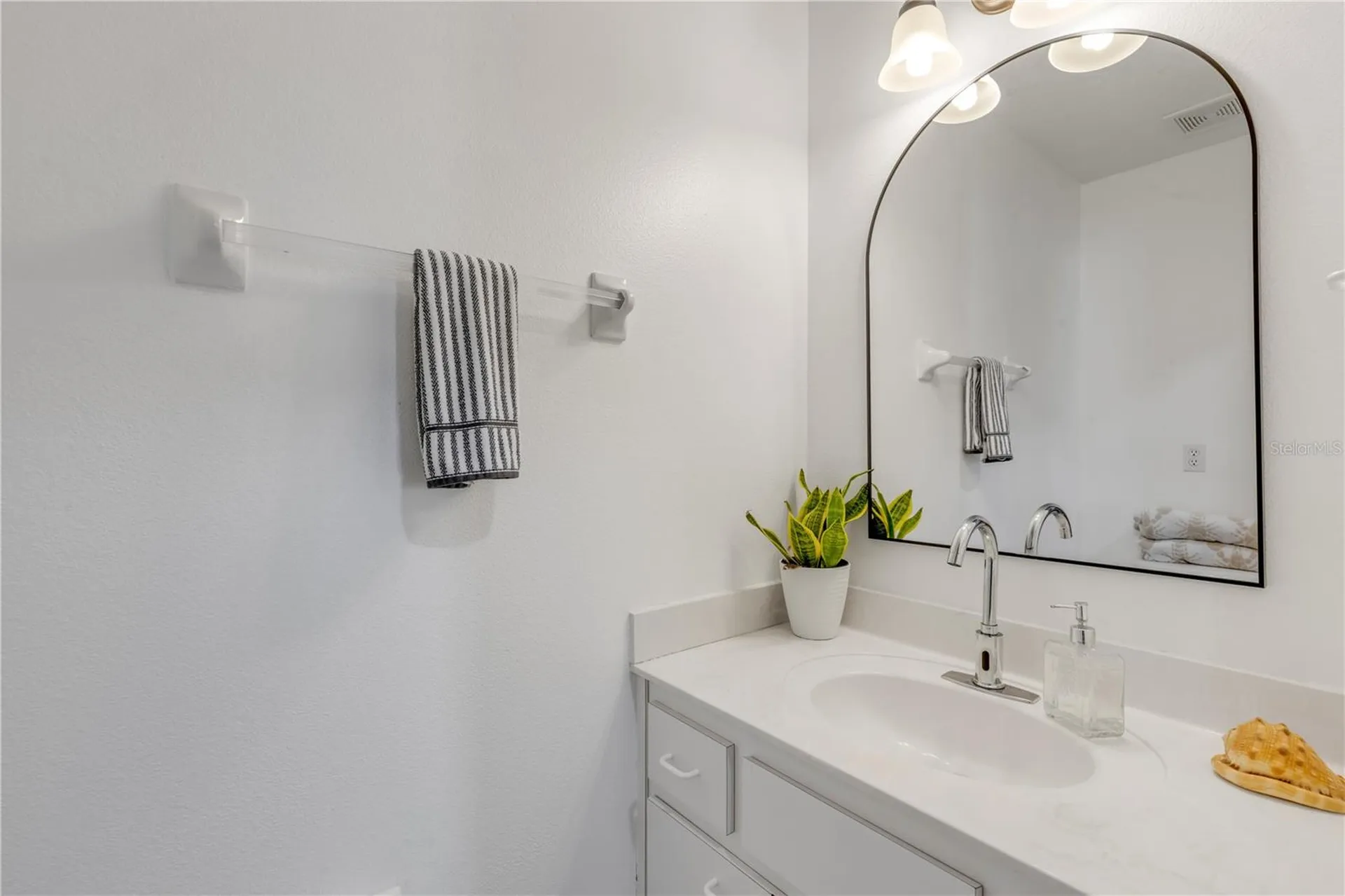 2236 Deerwood Drive New Smyrna Beach FL 32168