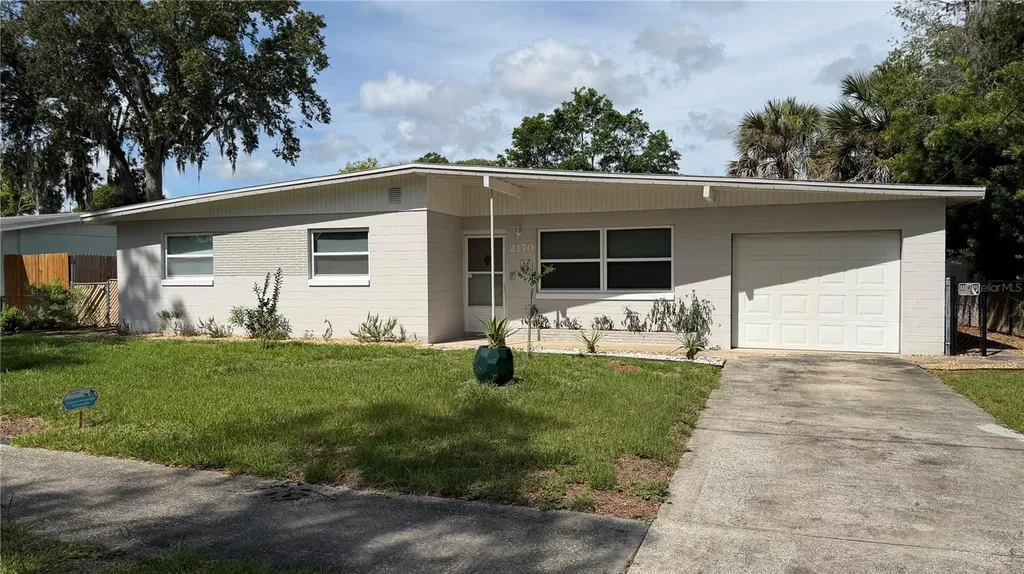 2170 Robinhood Trail South Daytona FL 32119
