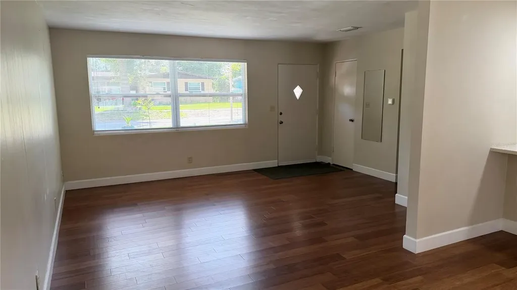2170 Robinhood Trail South Daytona FL 32119