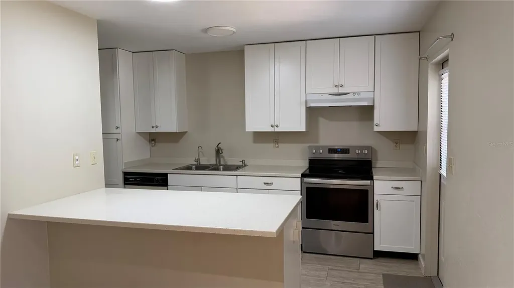 2170 Robinhood Trail South Daytona FL 32119
