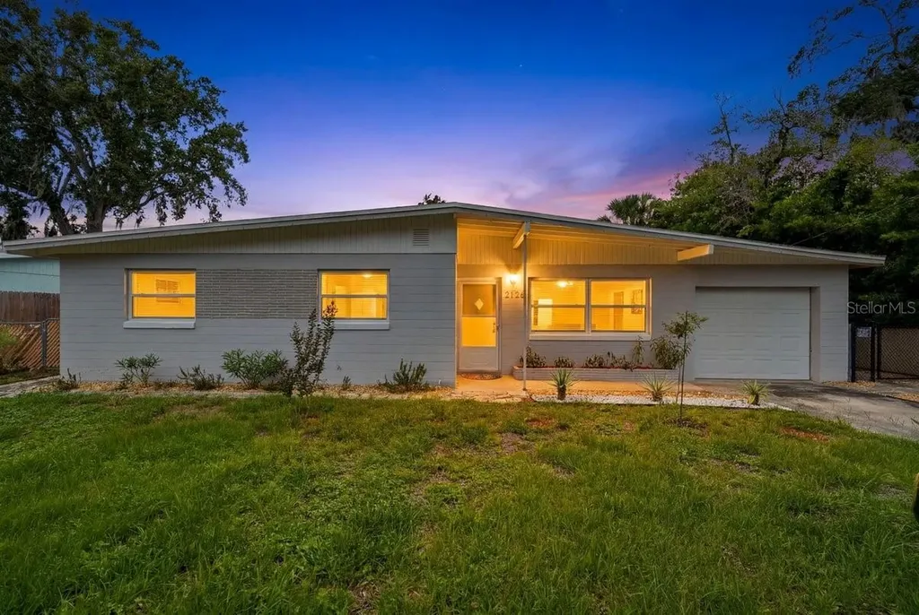 2170 Robinhood Trail South Daytona FL 32119