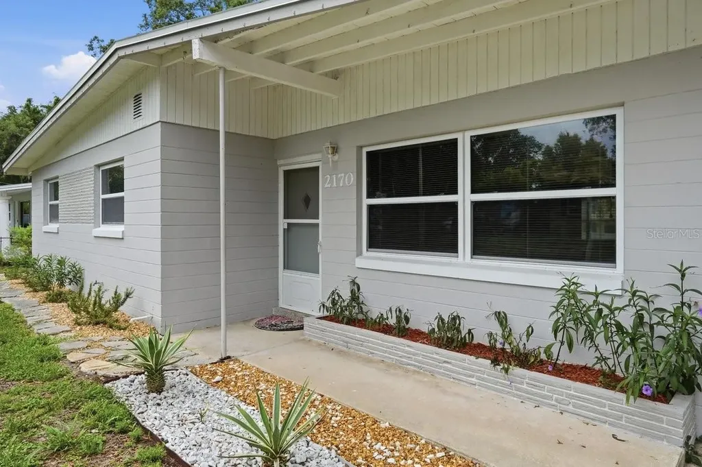 2170 Robinhood Trail South Daytona FL 32119
