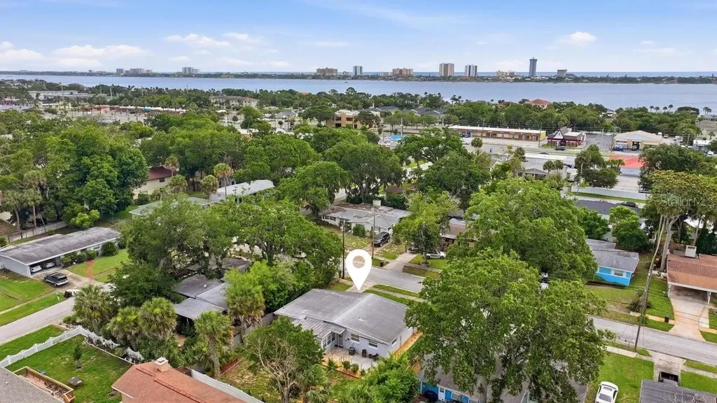 2170 Robinhood Trail South Daytona FL 32119
