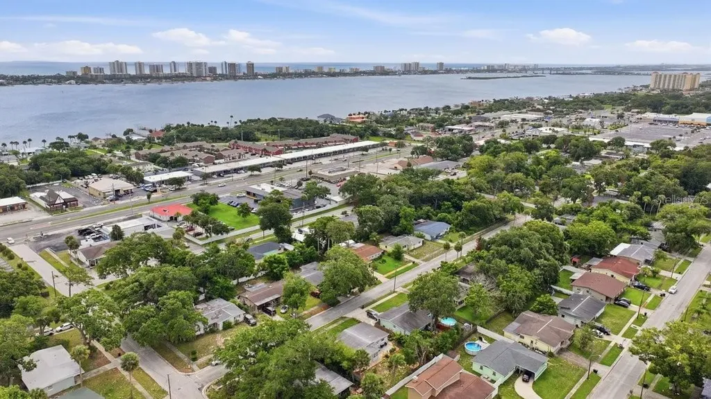 2170 Robinhood Trail South Daytona FL 32119