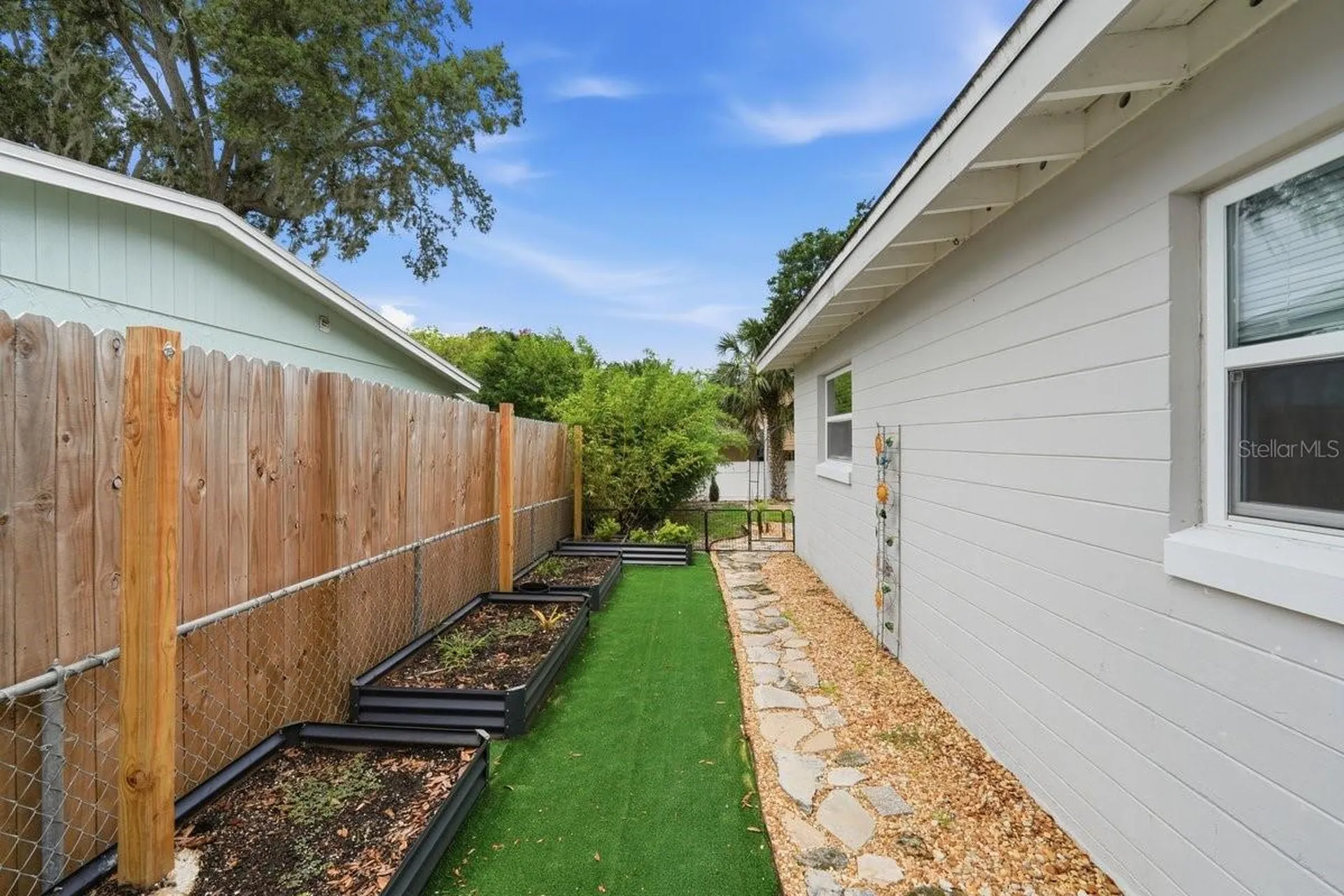 2170 Robinhood Trail South Daytona FL 32119