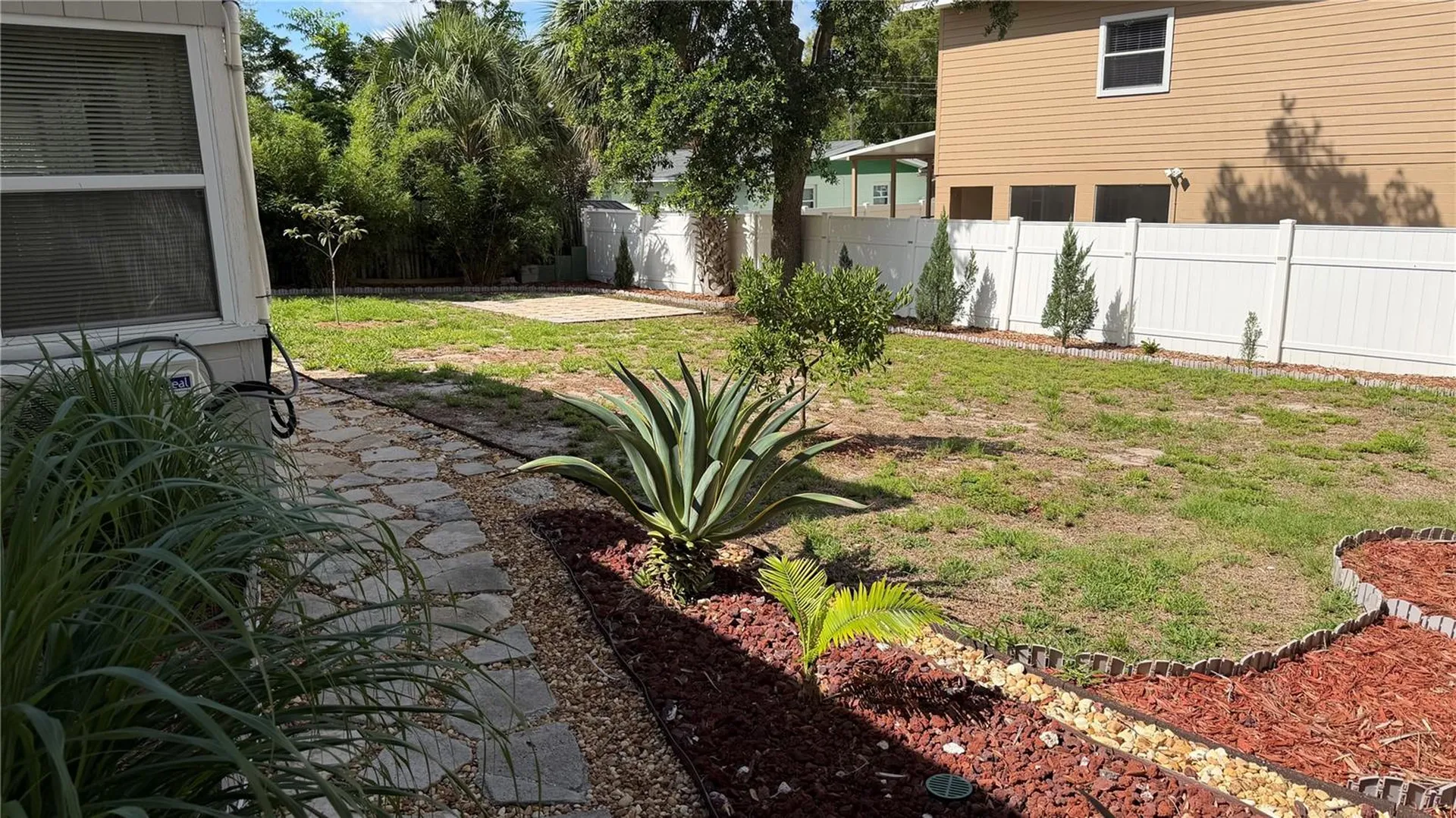 2170 Robinhood Trail South Daytona FL 32119