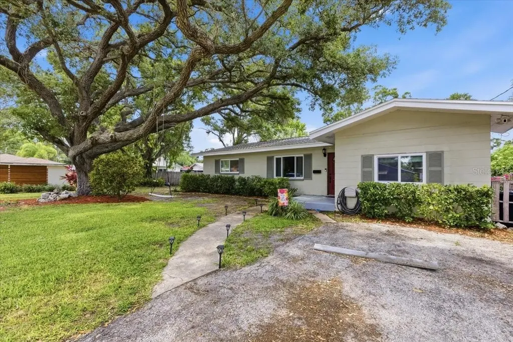 6031 71st Avenue N Pinellas Park FL 33781