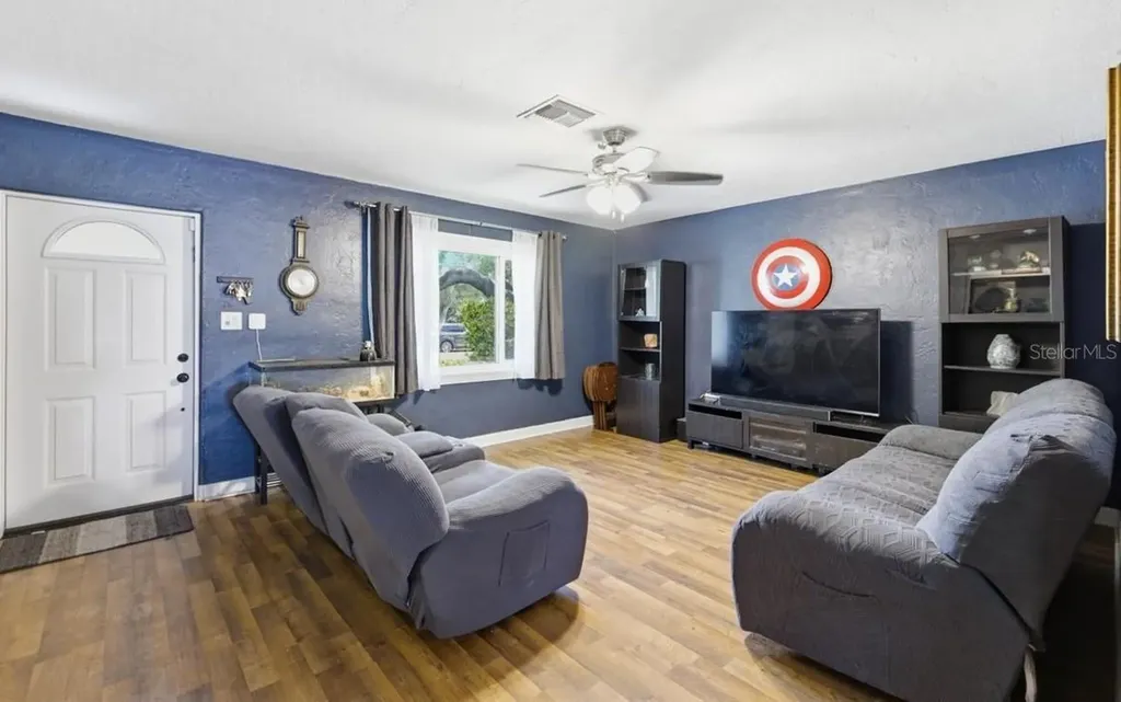 6031 71st Avenue N Pinellas Park FL 33781