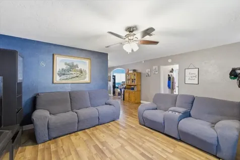 6031 71st Avenue N Pinellas Park FL 33781