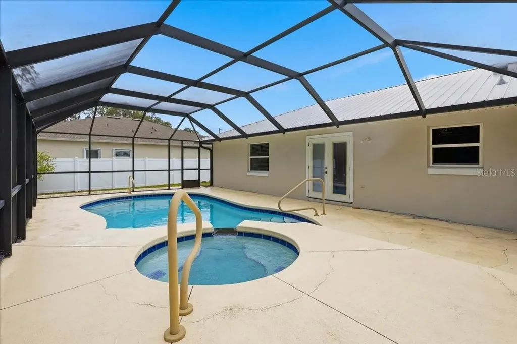 72 Smith Trail Palm Coast FL 32164