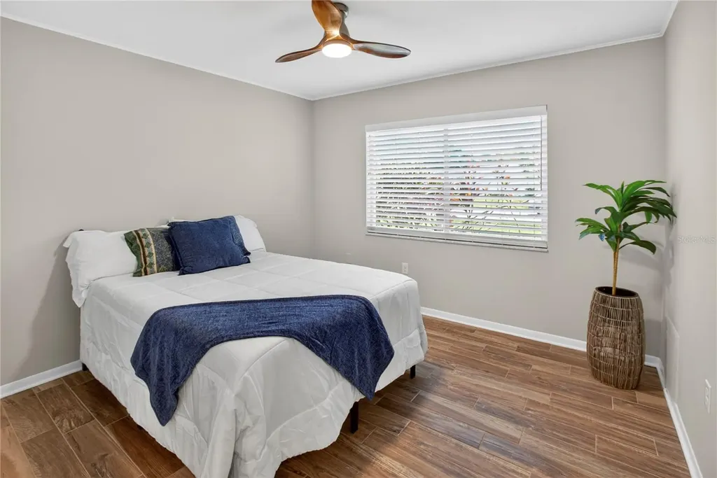 6345 Woodland Boulevard N Pinellas Park FL 33781