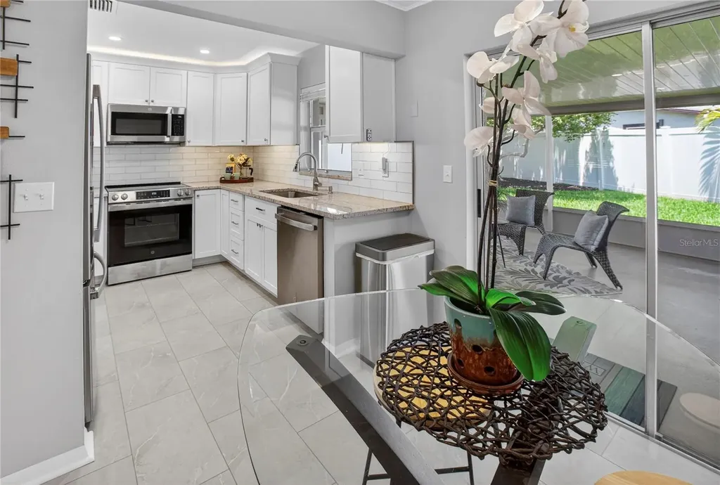 6345 Woodland Boulevard N Pinellas Park FL 33781