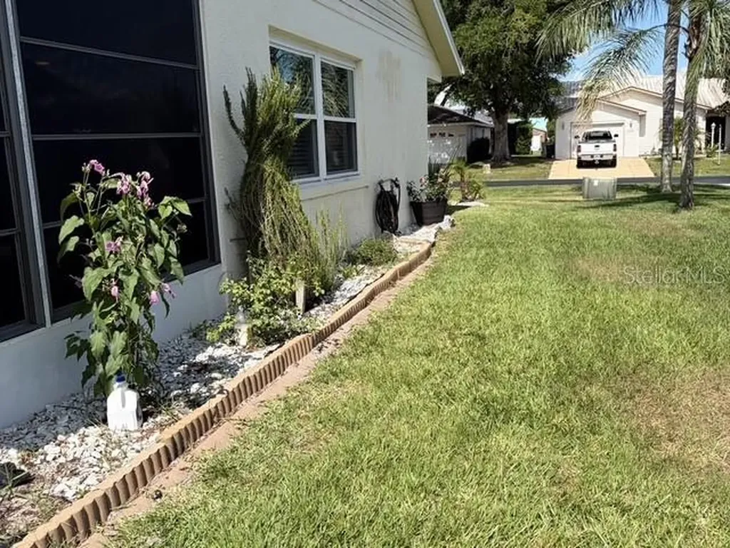1629 Willow Run Sebring FL 33872